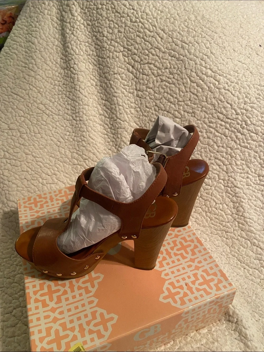 Gianni Bini Brown Platform T-Strap Sandals with Gold Buckle